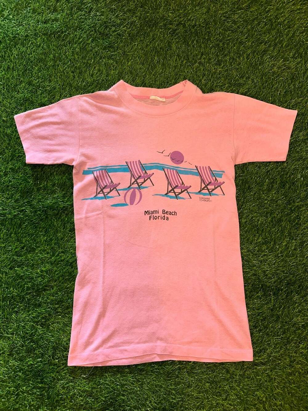Vintage Sunshine Coverups Miami Beach Florida Pink Graphic T-Shirt